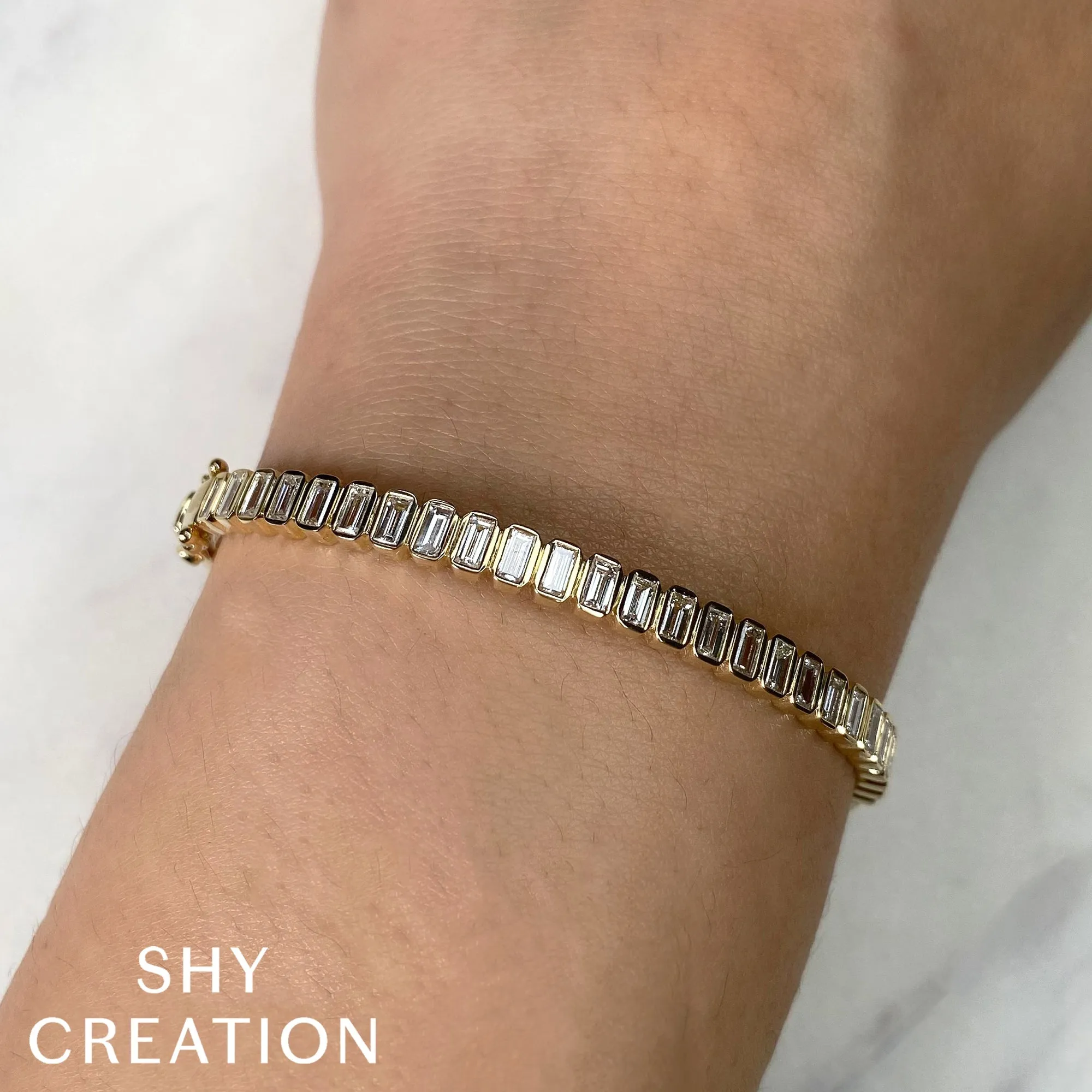 1.90CT DIAMOND BAGUETTE BANGLE