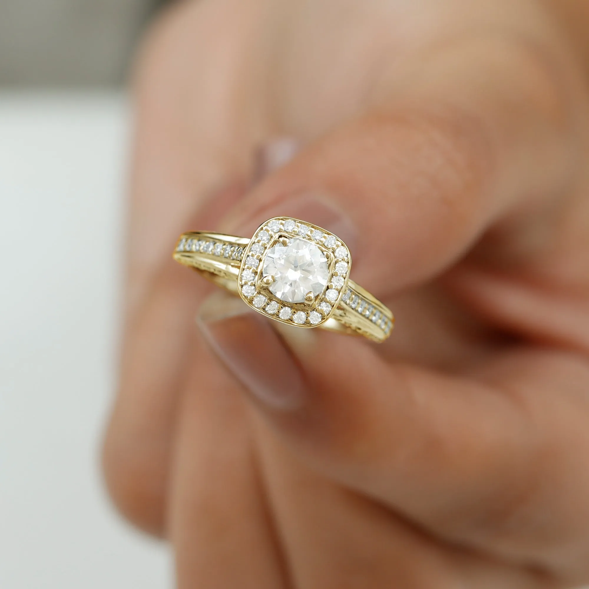 2.25 CT Classic Moissanite Engagement Ring with Accent