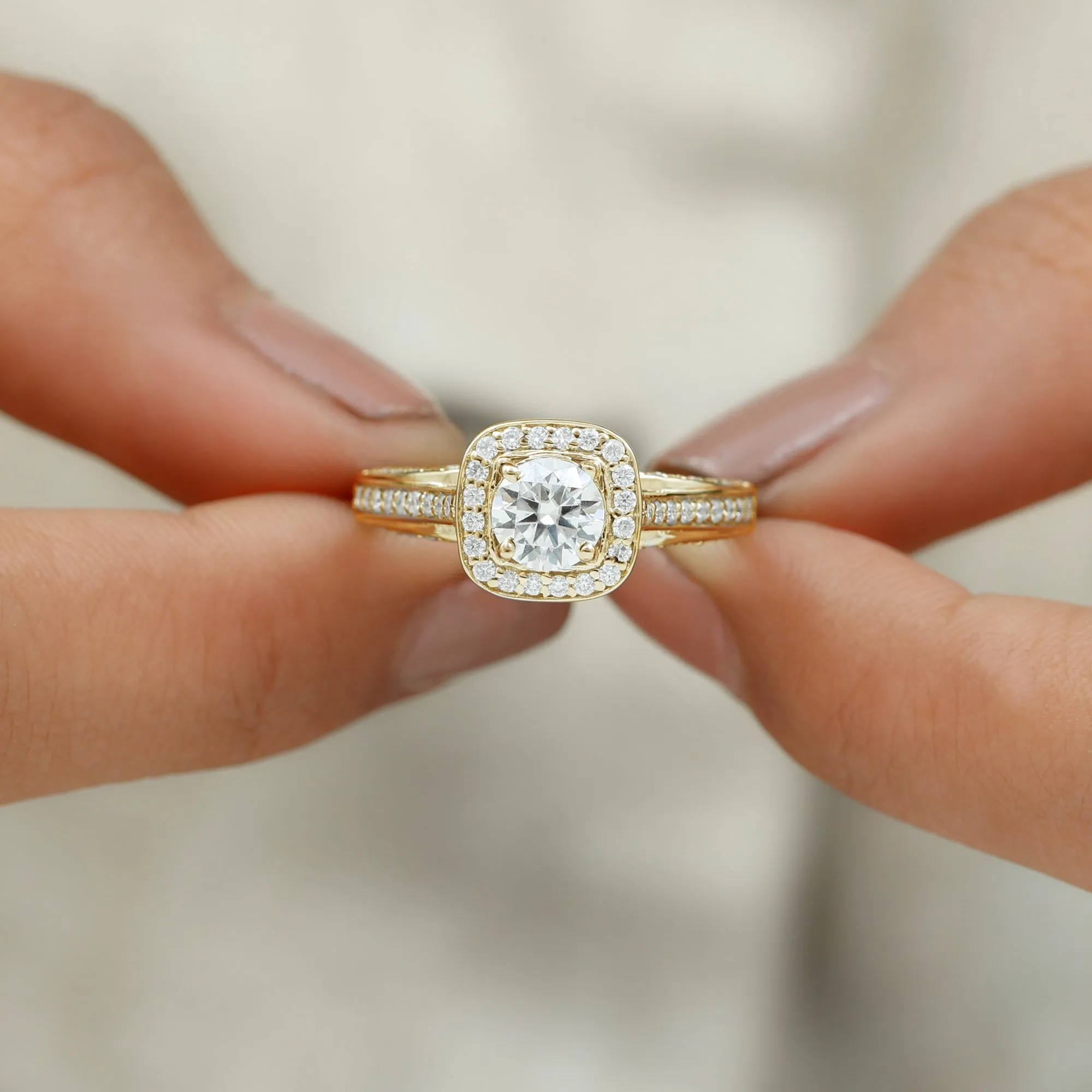 2.25 CT Classic Moissanite Engagement Ring with Accent