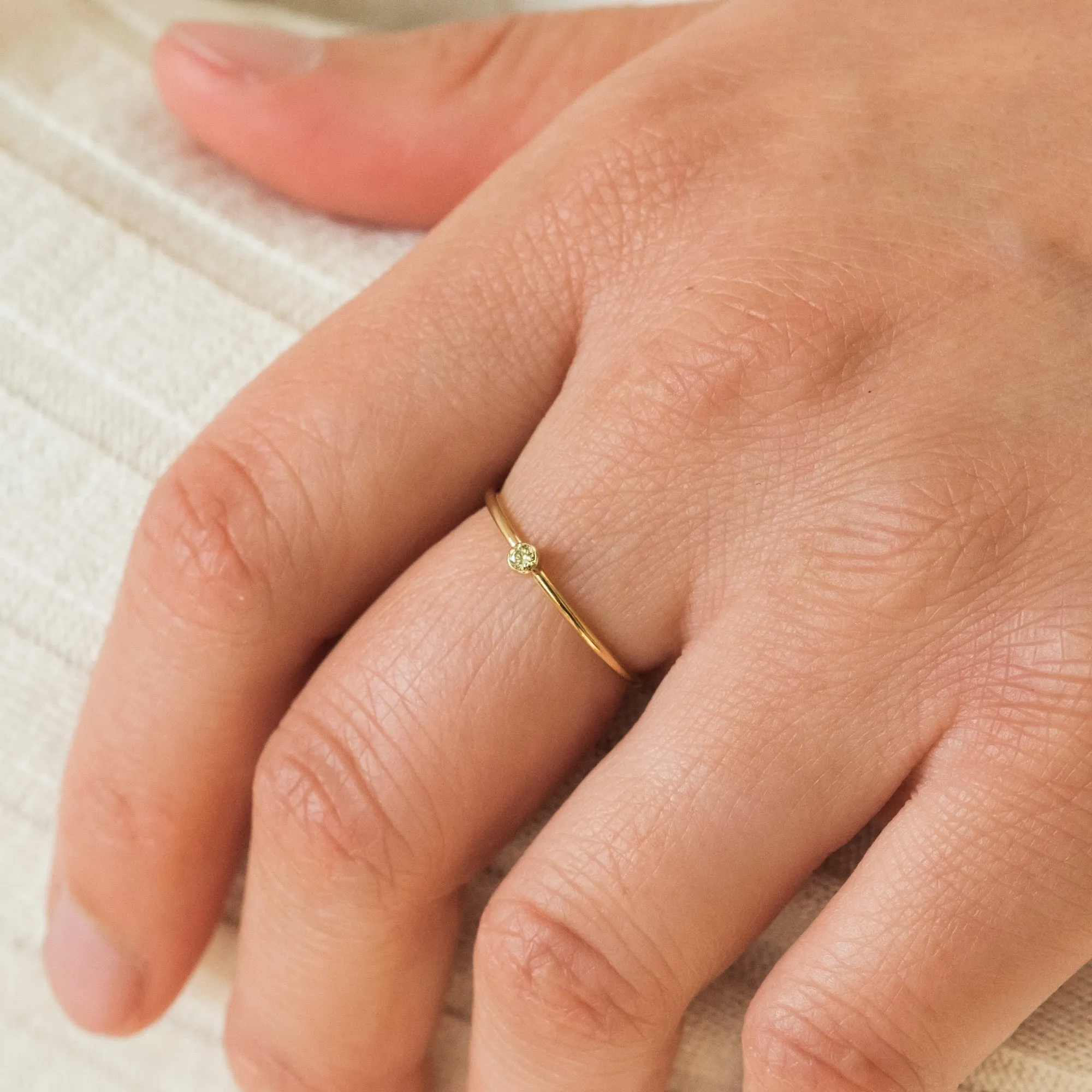 August Birthstone Ring (Peridot)