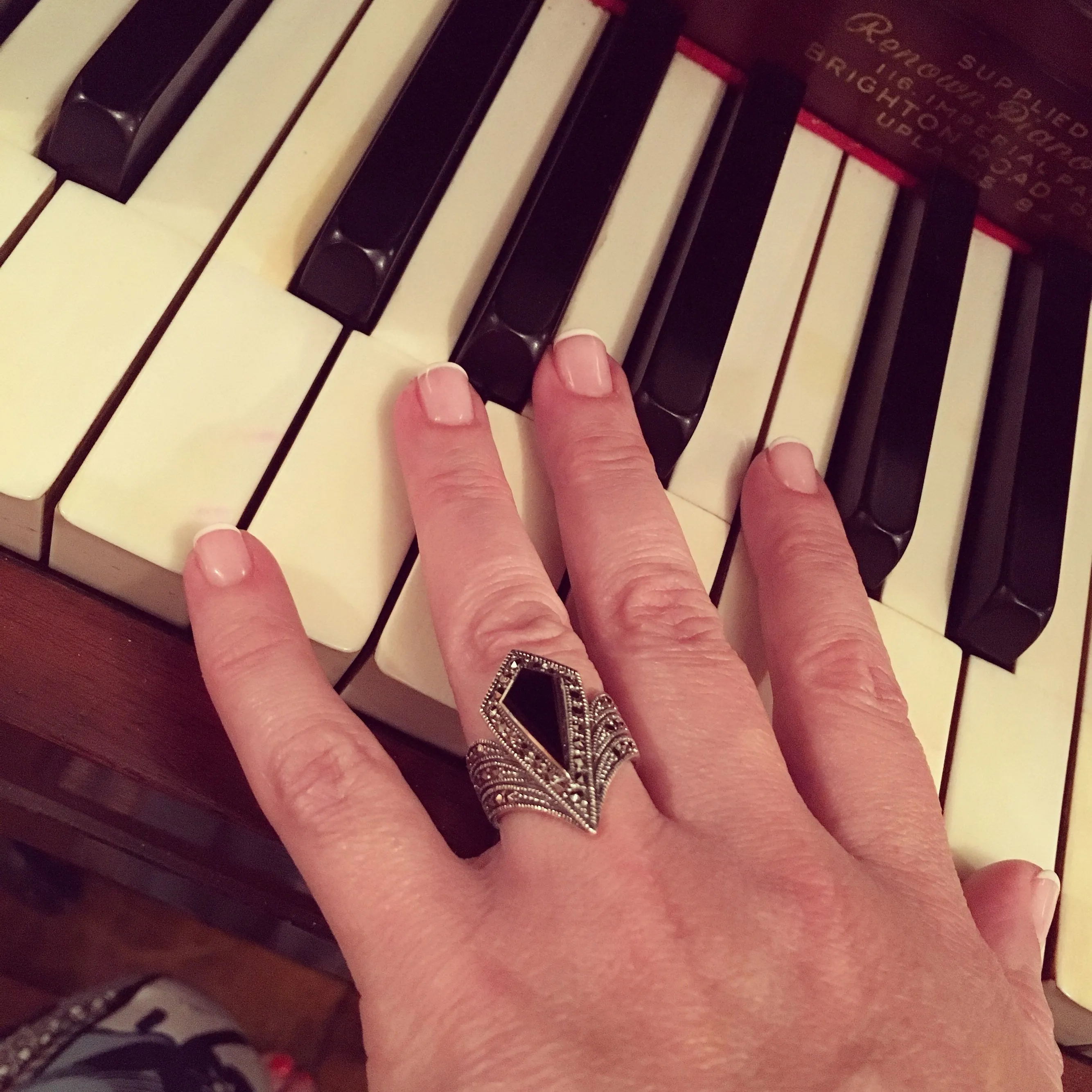 Black onyx Art Deco Ring Pointed