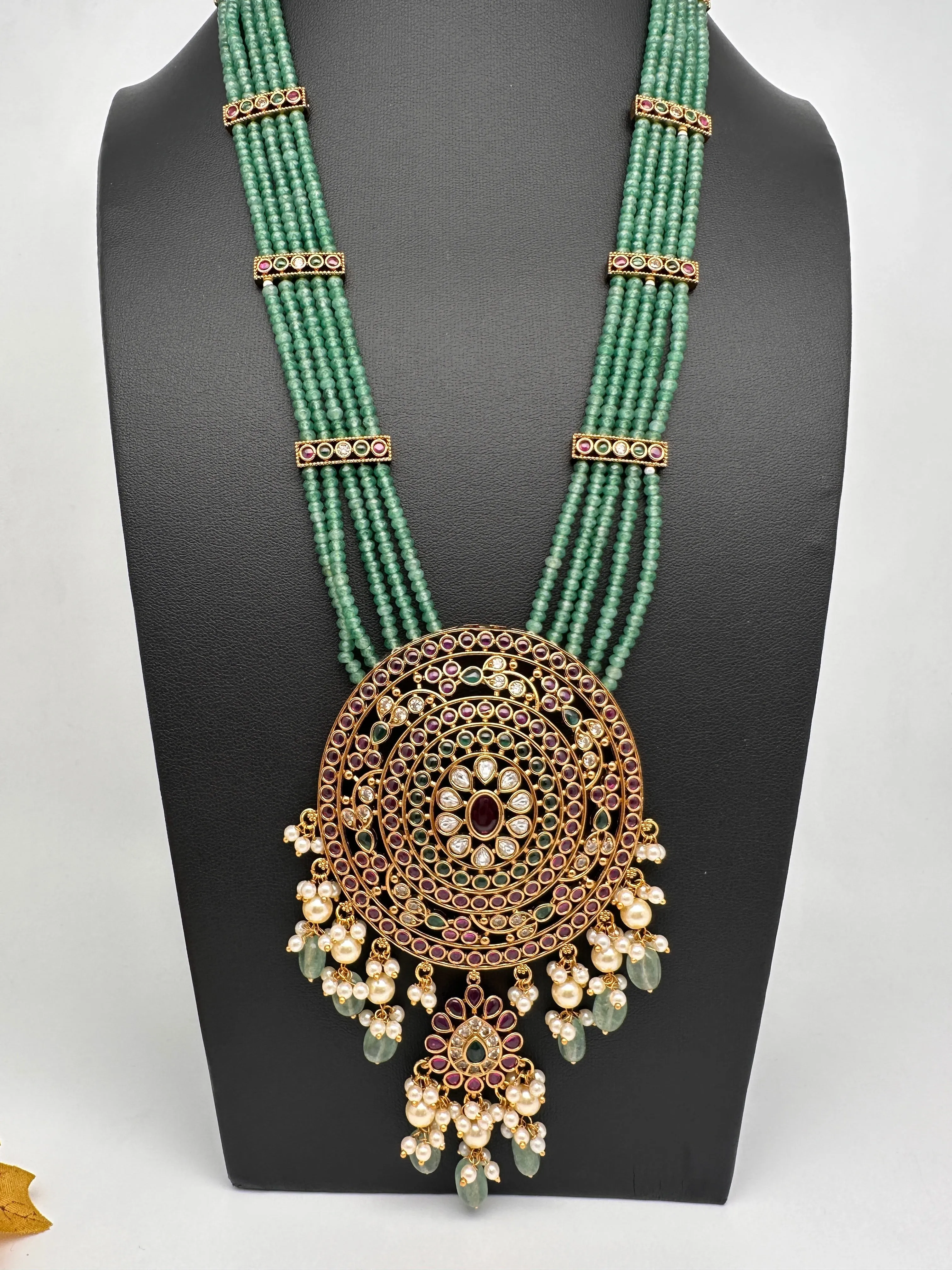 Kempu Onyx Beads Rani Haar Color Stone Necklace