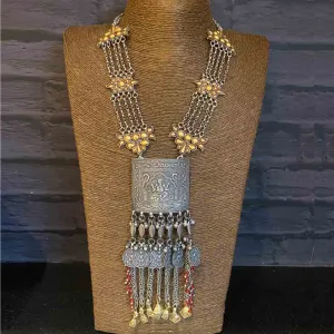 Maximalist Silver Chain Necklace With Silver Tassels
