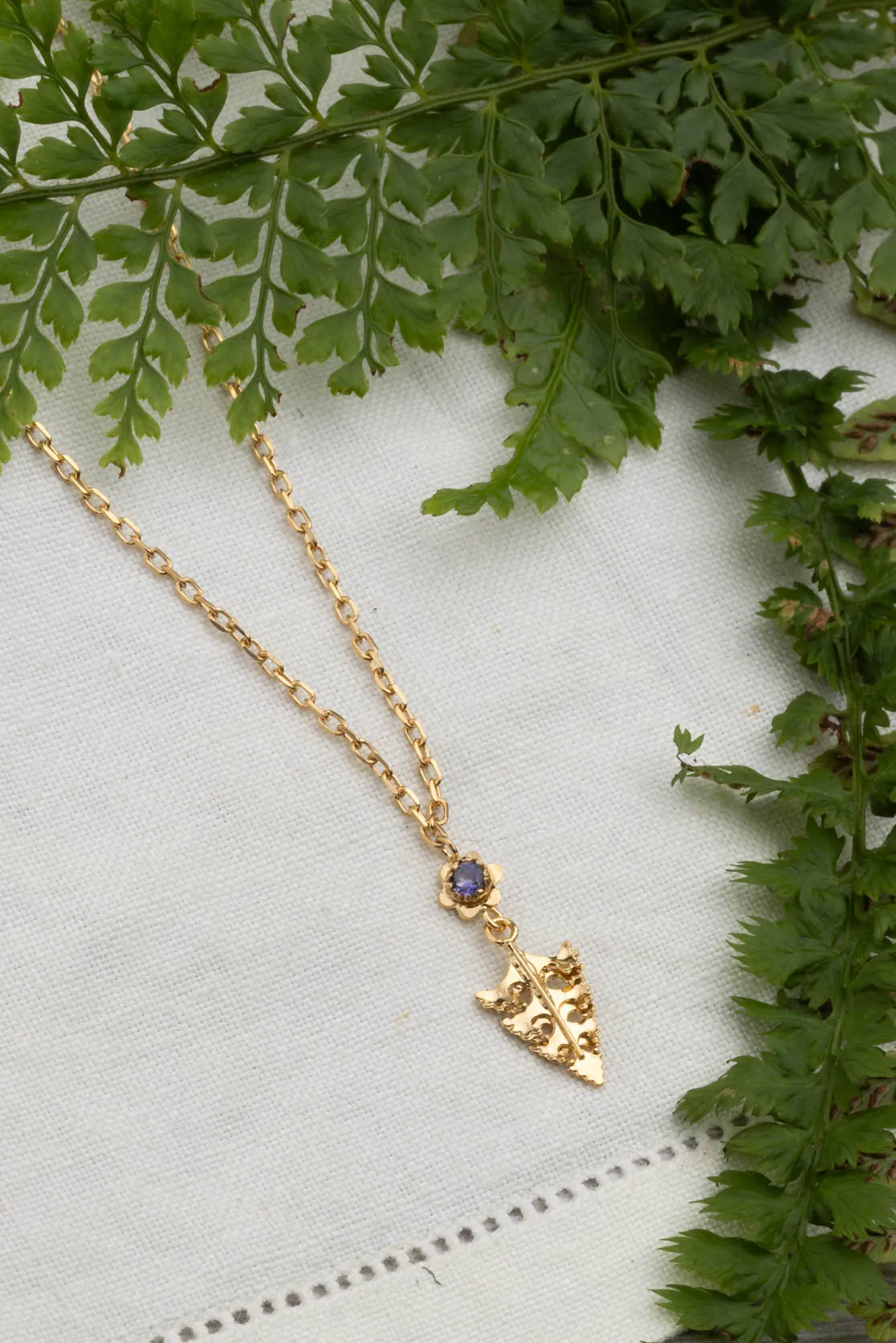 Mini Arts And Crafts Leaf And Forget Me Not pendant