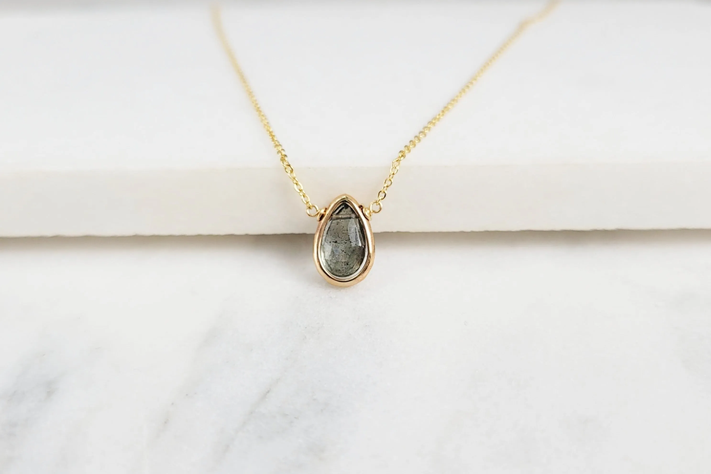 Moss Aquamarine Pendant Necklace