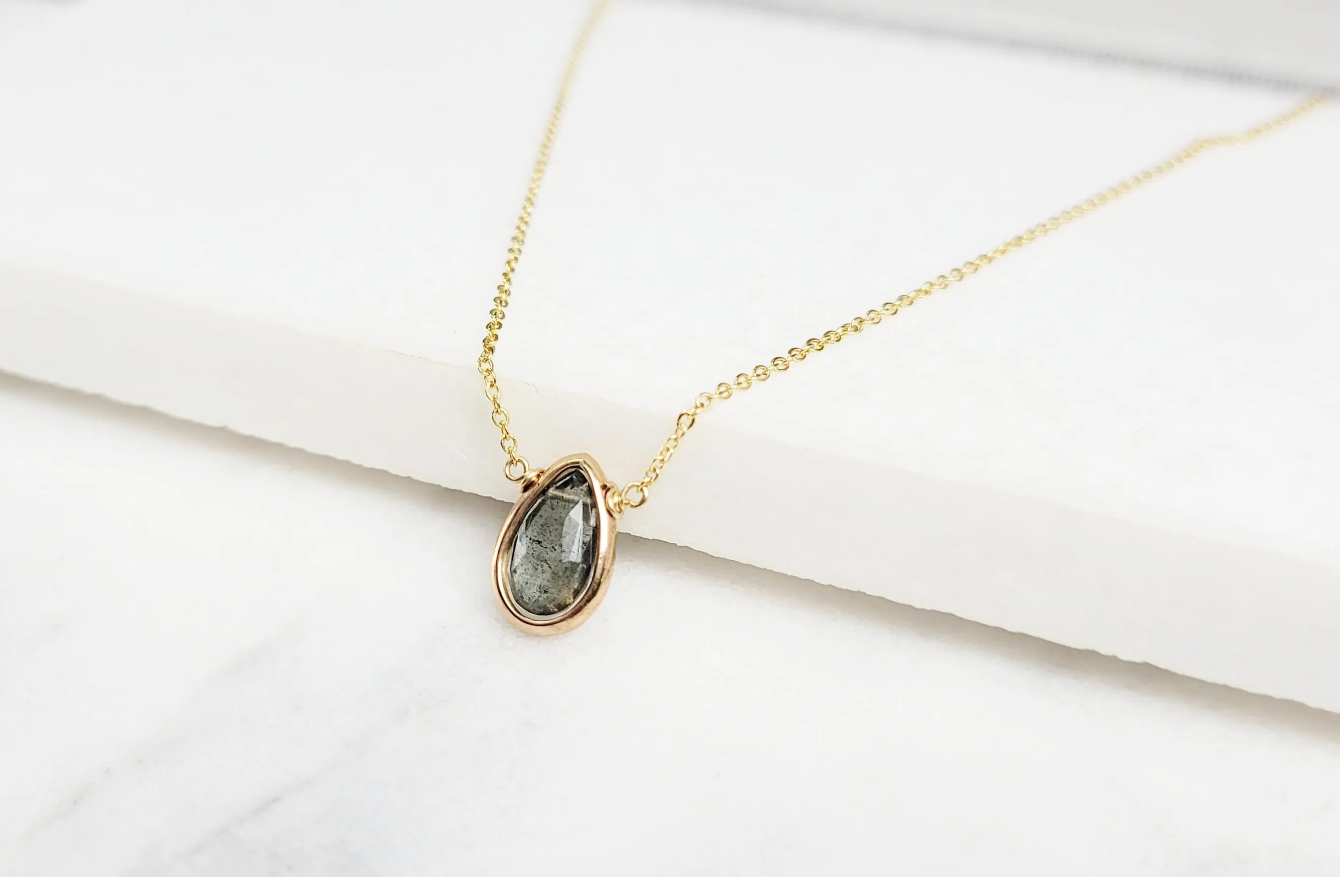 Moss Aquamarine Pendant Necklace