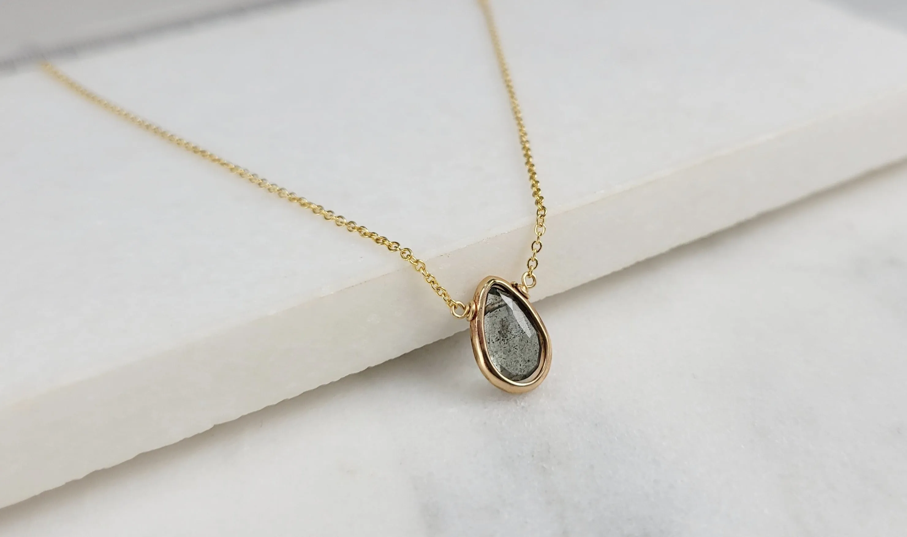 Moss Aquamarine Pendant Necklace