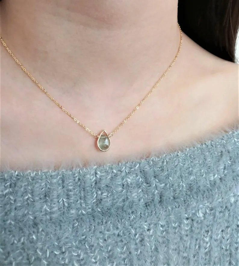 Moss Aquamarine Pendant Necklace