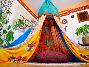 Saree tent Indian canopy - boho bed canopy  | bohemian wedding backdrop - Hippie decor - floor seating area | meditation room - Shanti baldachin