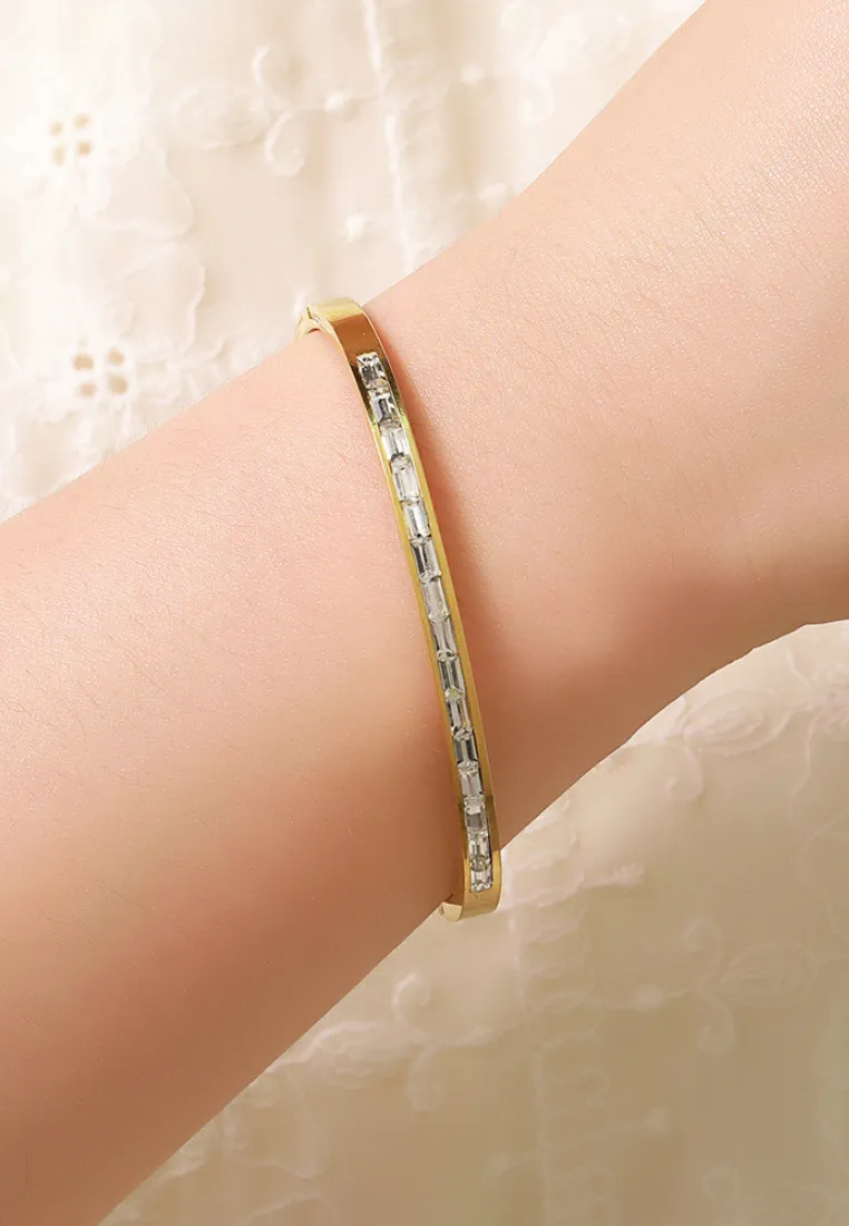 Zarra with Cubic Zirconia Engravable Bangle